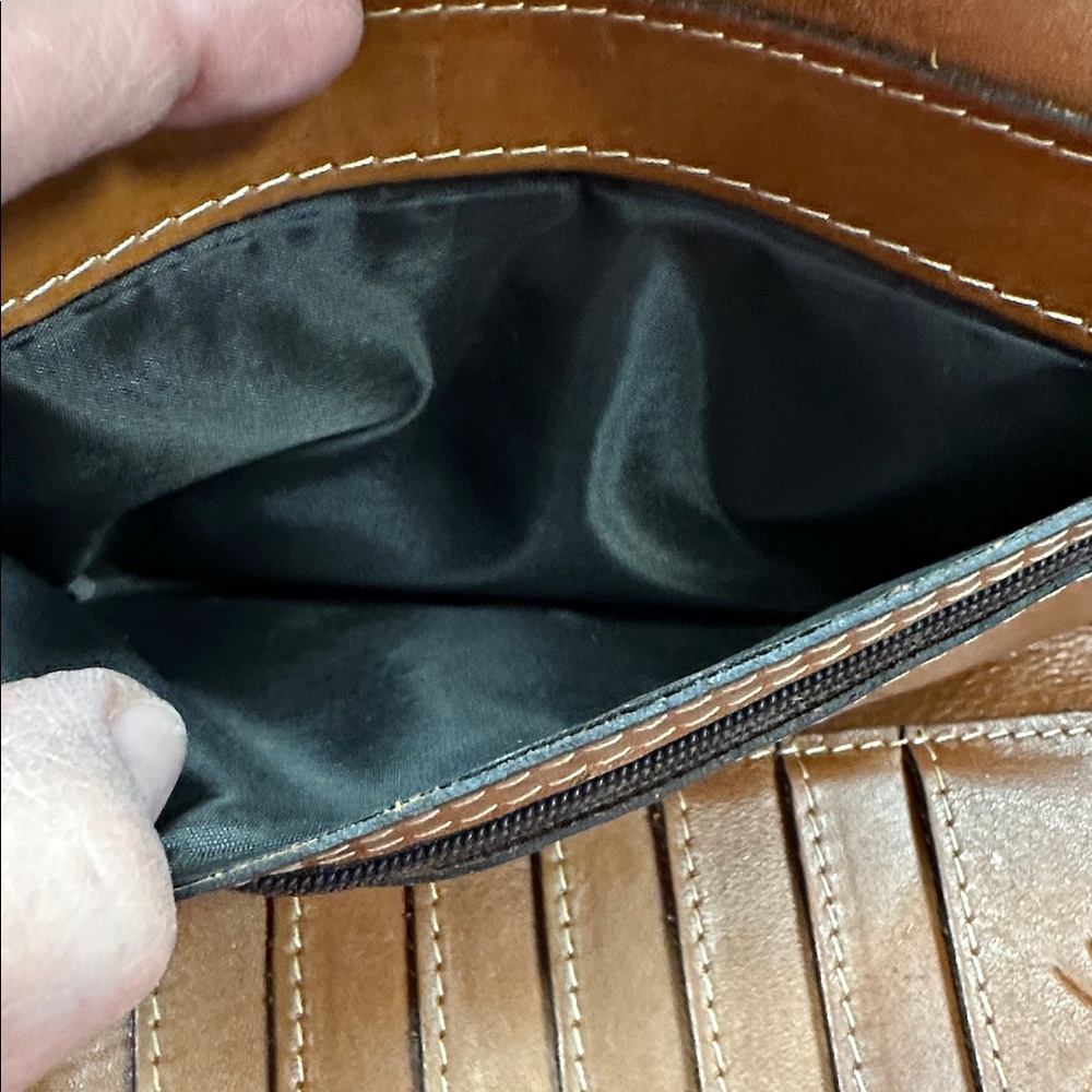 Patricia Nash Wallet - Picture 12 of 13